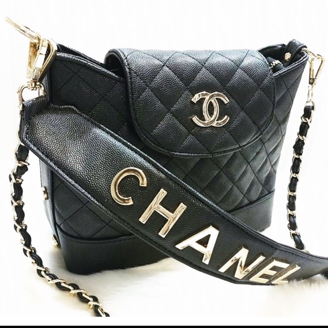 chanel vip gift sling bag