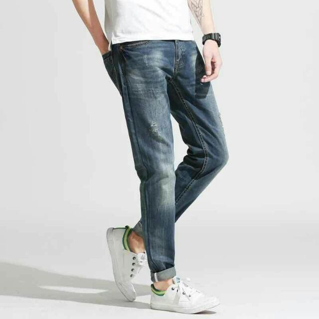 faded maong pants