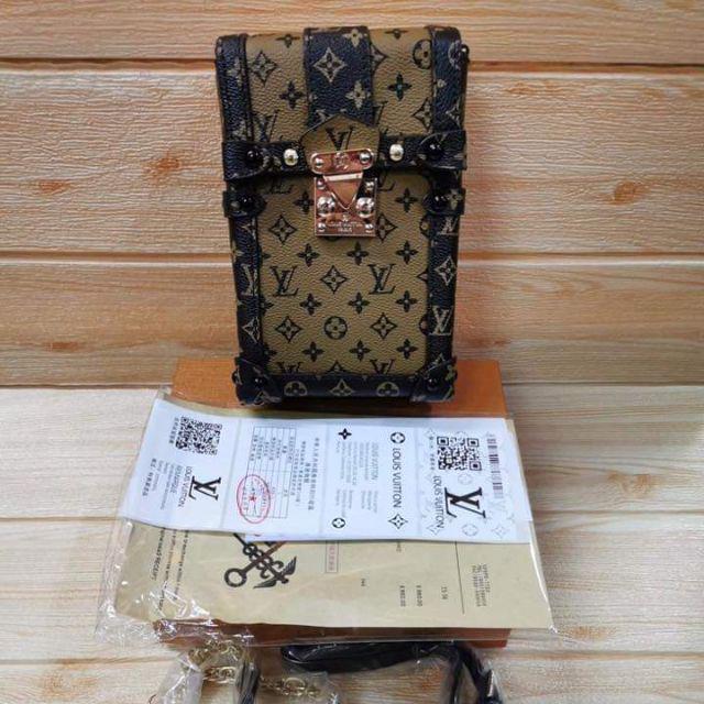 louis vuitton pochette trunk verticale