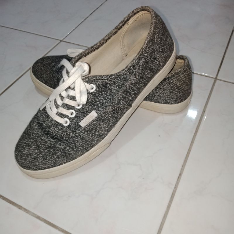 vans shoes size 3.5