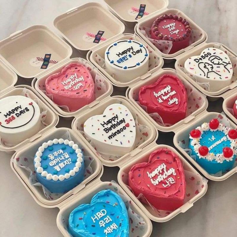 Eco friendly packaging clamshell 450ml bento cake box per pack