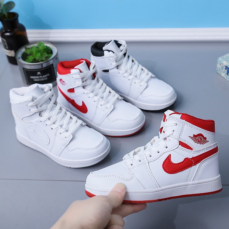 white nike basketball shoes high tops