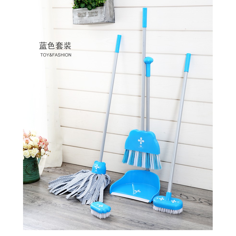 childrens sweeping brush set