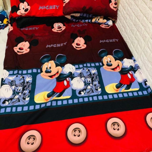 Mickey Mouse Canadian bedsheet | Shopee Philippines