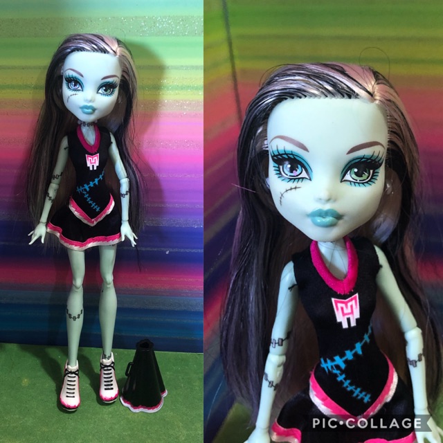 monster high fearleading dolls