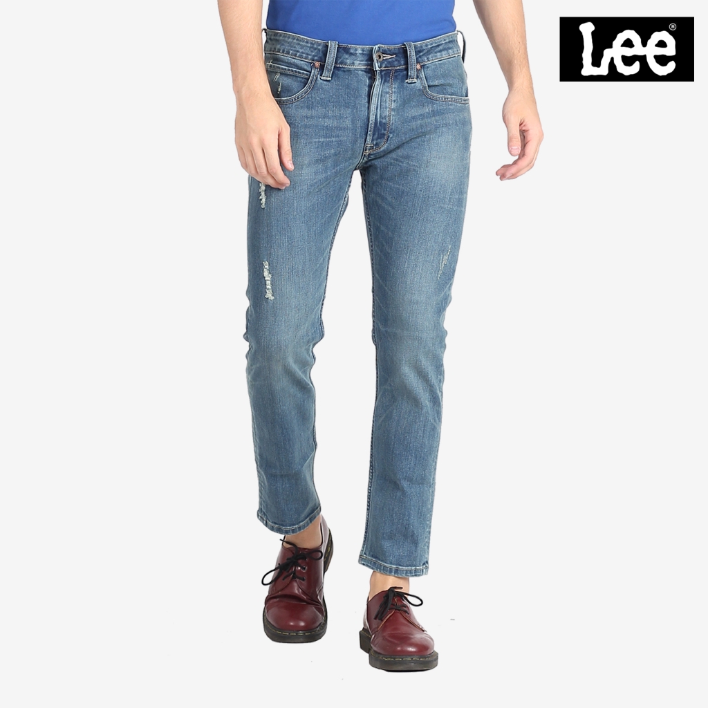 tapered denim jeans