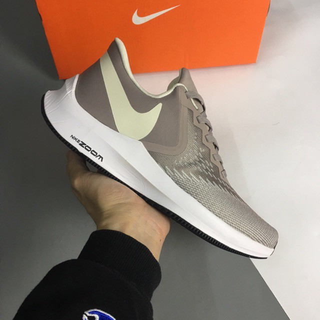 nike zoom winflo 2019