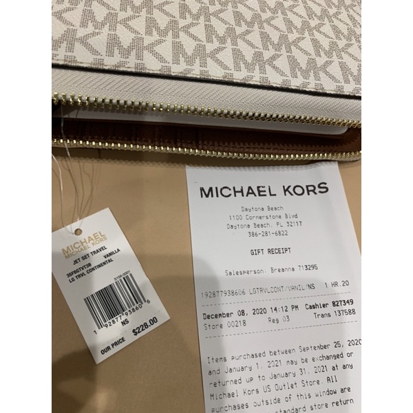 Michael Kors Jet Set PVC Mk Signature Travel Continental Wallet Wristlet in  Vanilla with receipt | Shopee Philippines