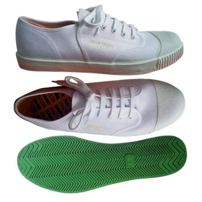 sepak takraw shoes