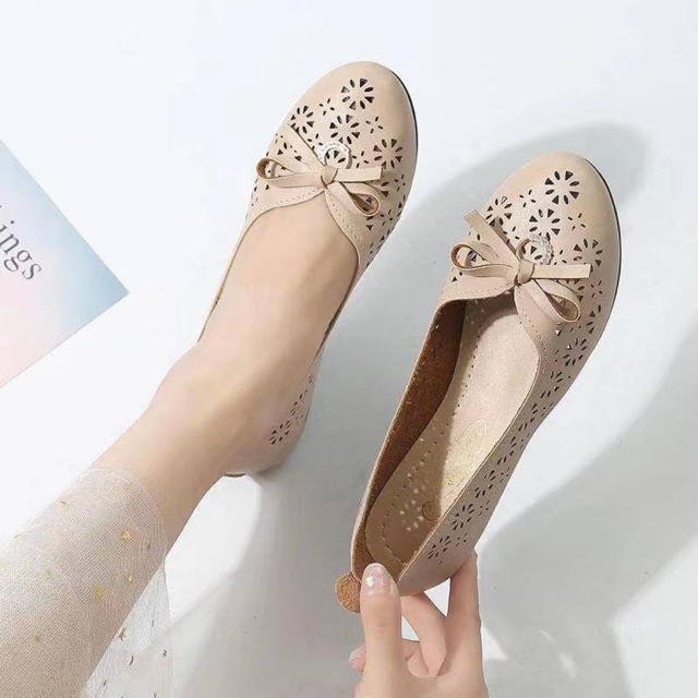 Korean women doll shoes flat shoes loafers Shopee
