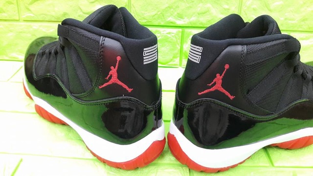 bred 11 replicas