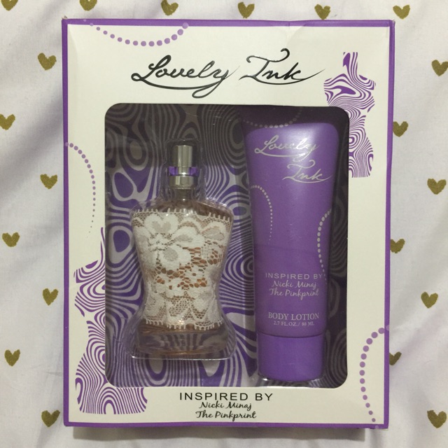 nicki minaj perfume set