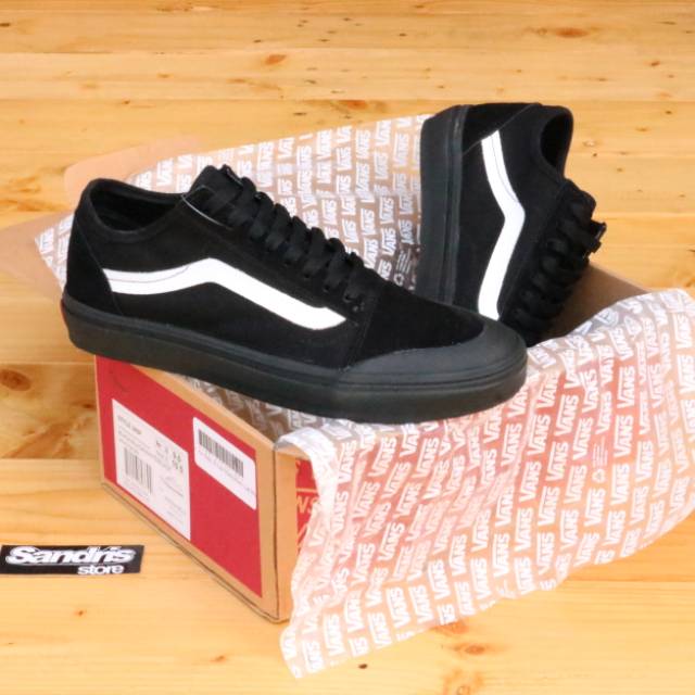 vans black stripe