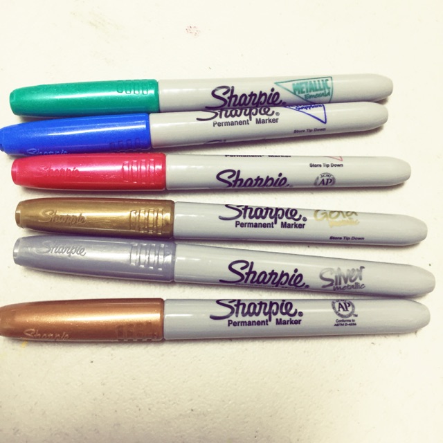 silver sharpie pens