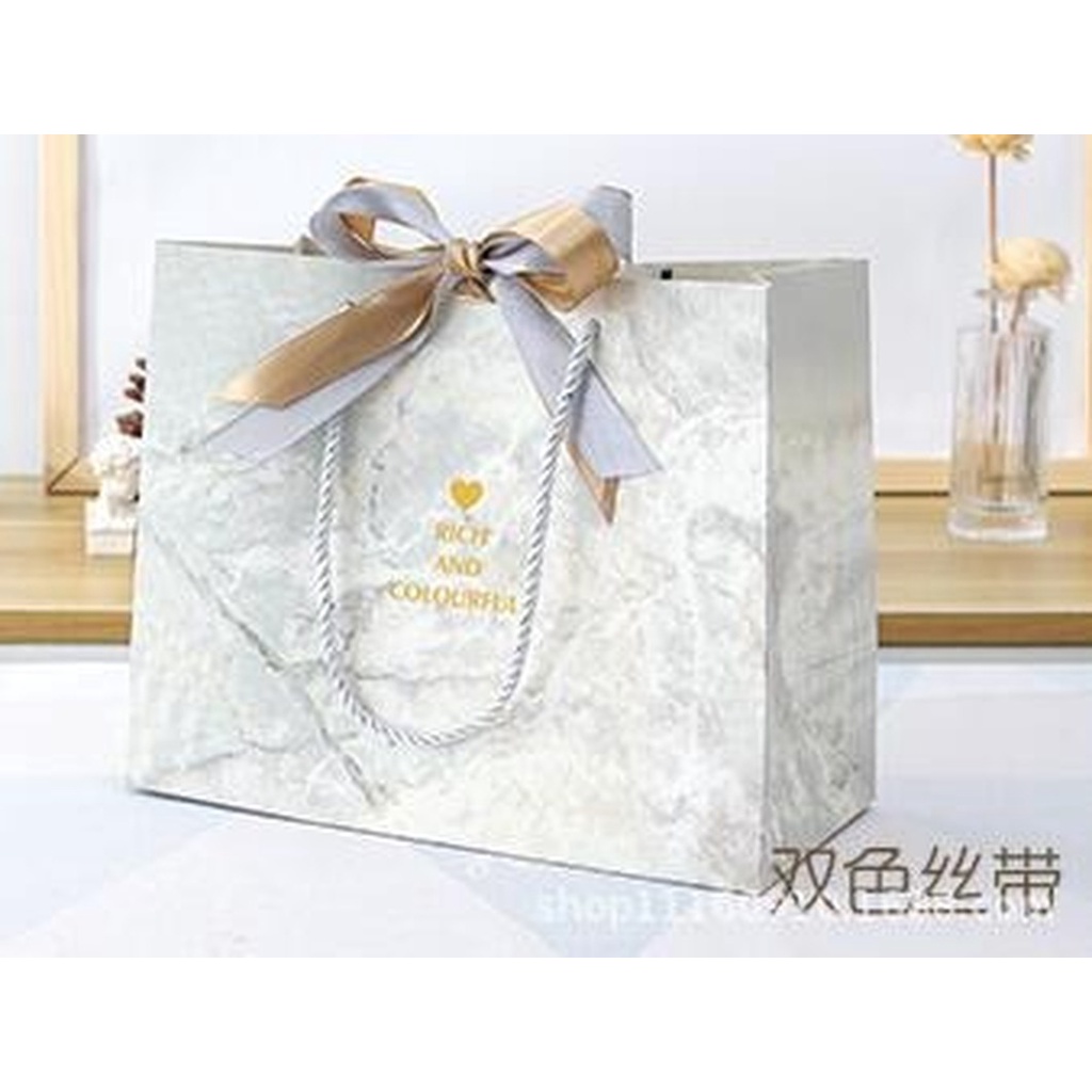 Holographic Medium Paper Carrier Present Gift Bags Christmas Wedding 18 x 23cm 