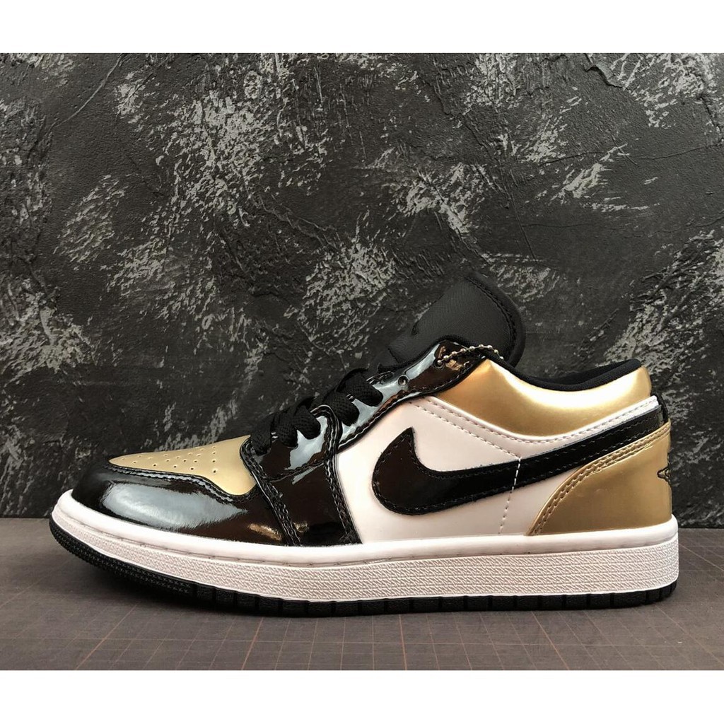 jordans black and gold womens
