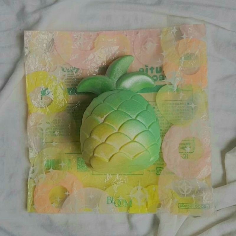 jumbo pineapple squishy