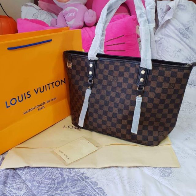 lv tote bag price