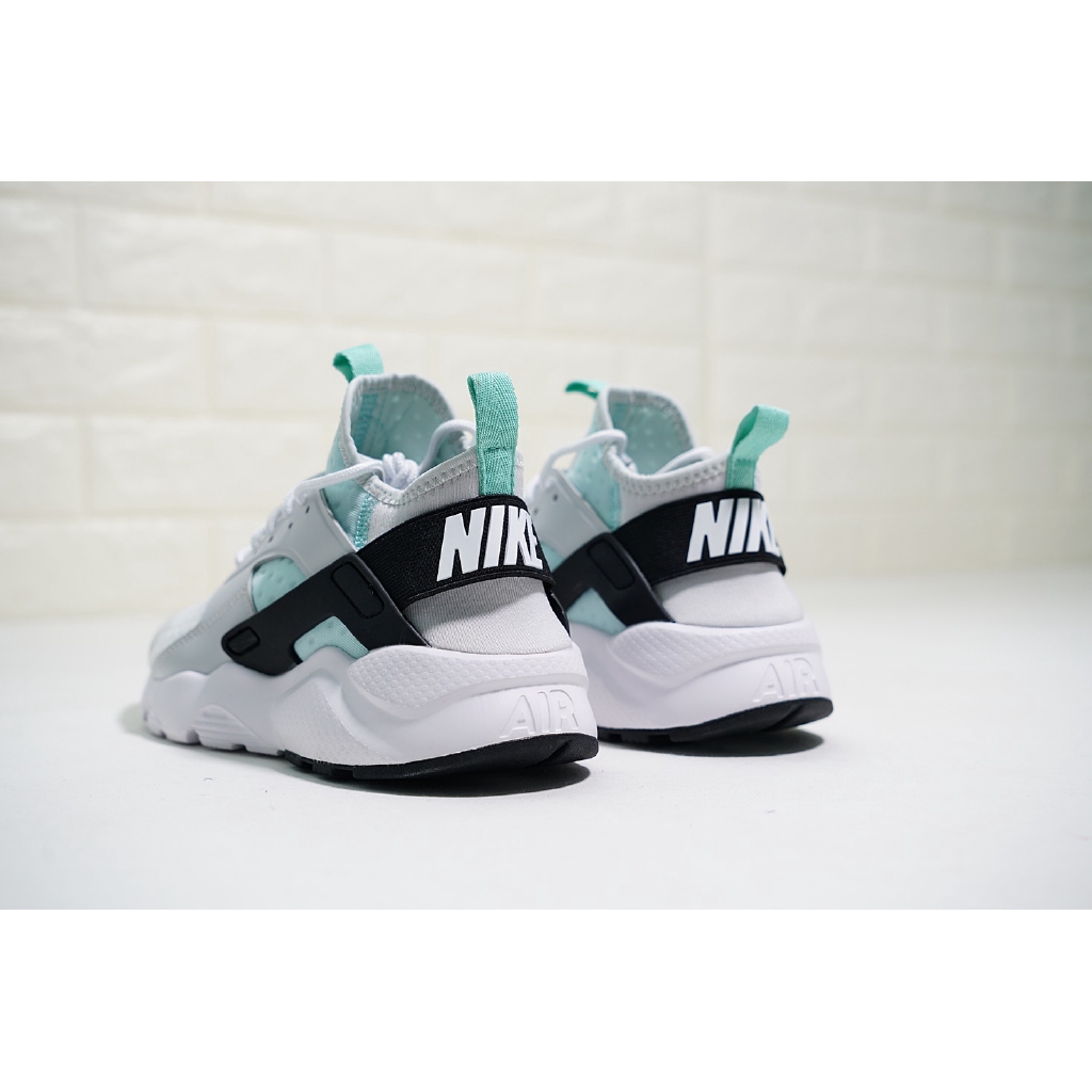 mint green nikes womens