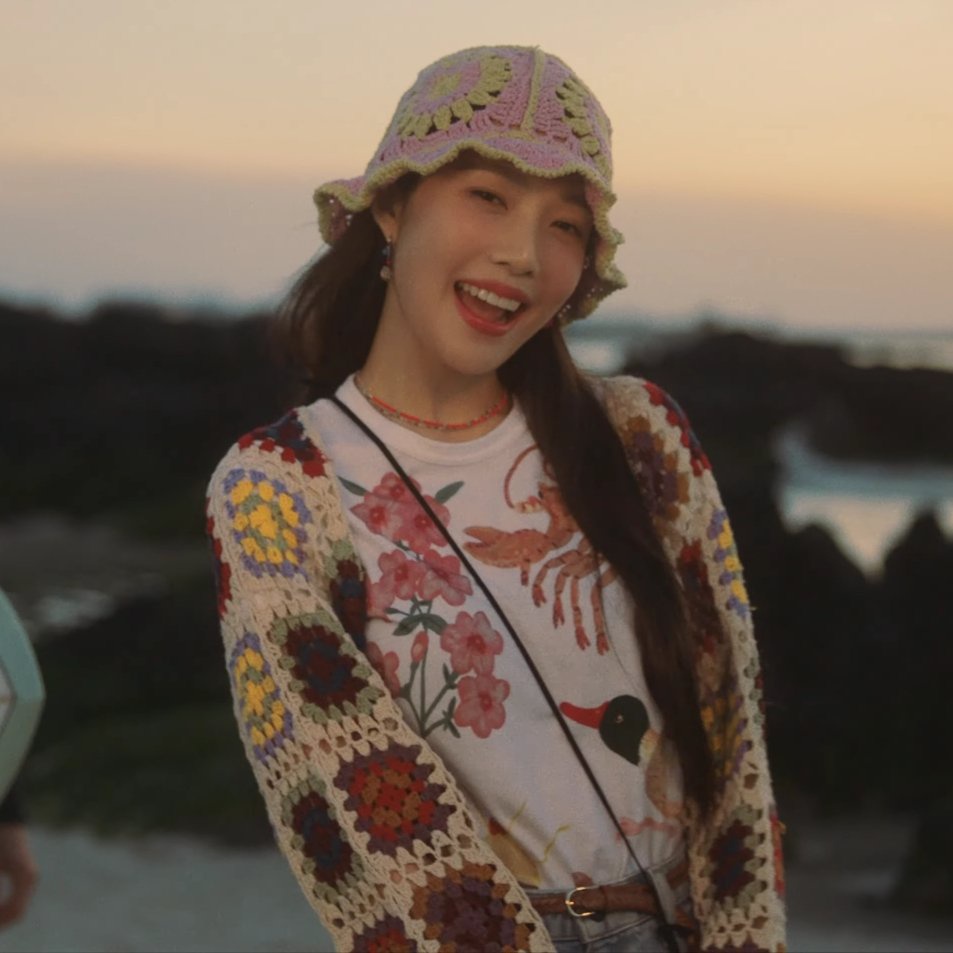 joy crochet bucket hat