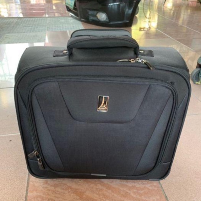 maxlite luggage
