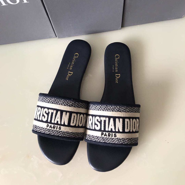 dior slipper