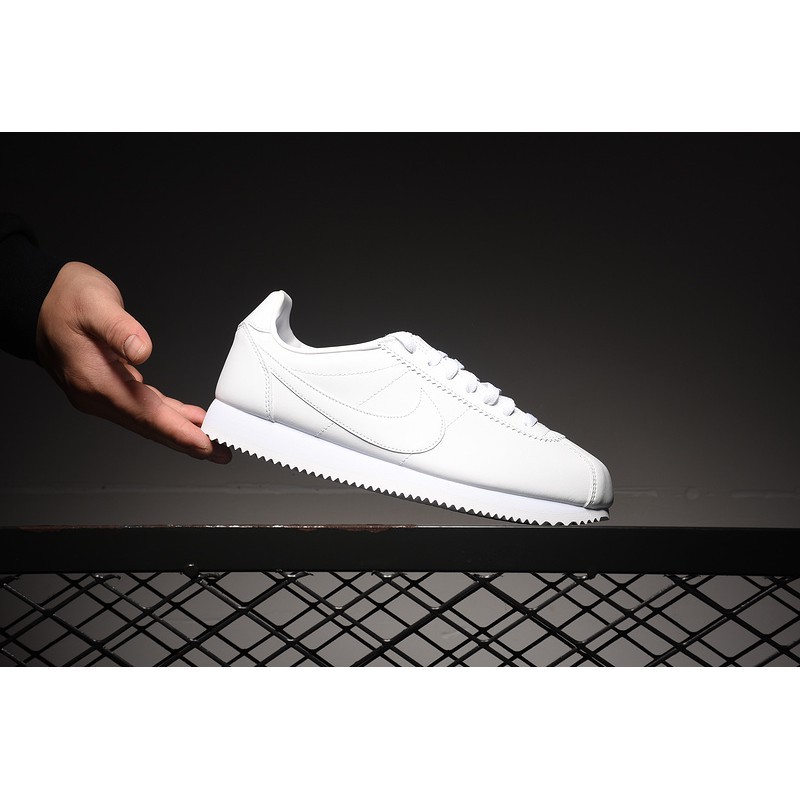 nike classic cortez white