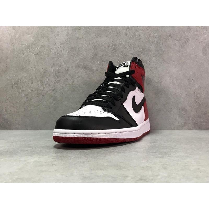 aj1 white toe