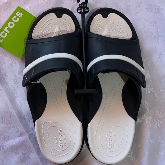 crocs comfort sandals