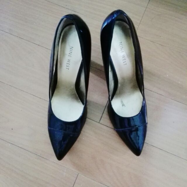nine west pointed toe heels