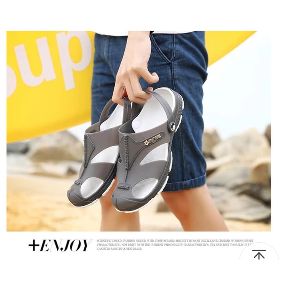 aqua sandals