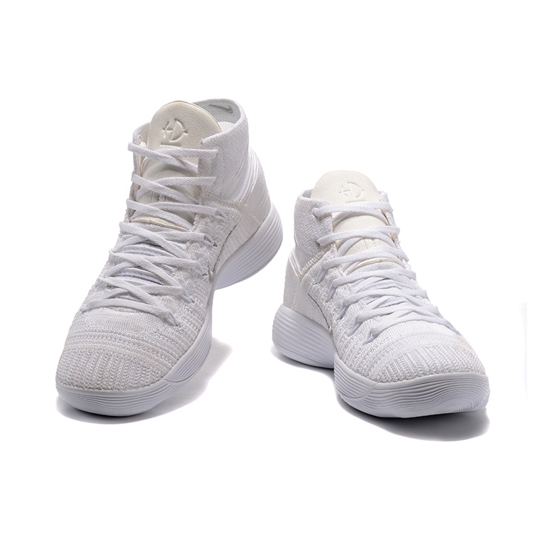 hyperdunk flyknit white