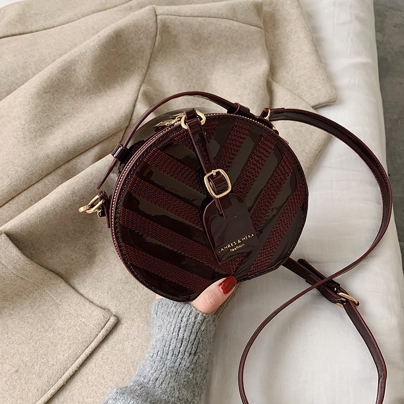 round leather purse