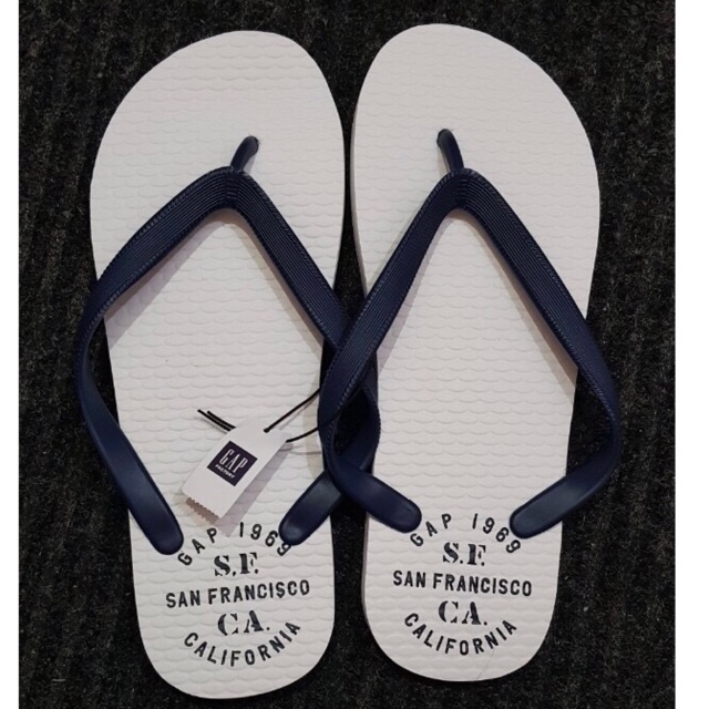 gap mens flip flops