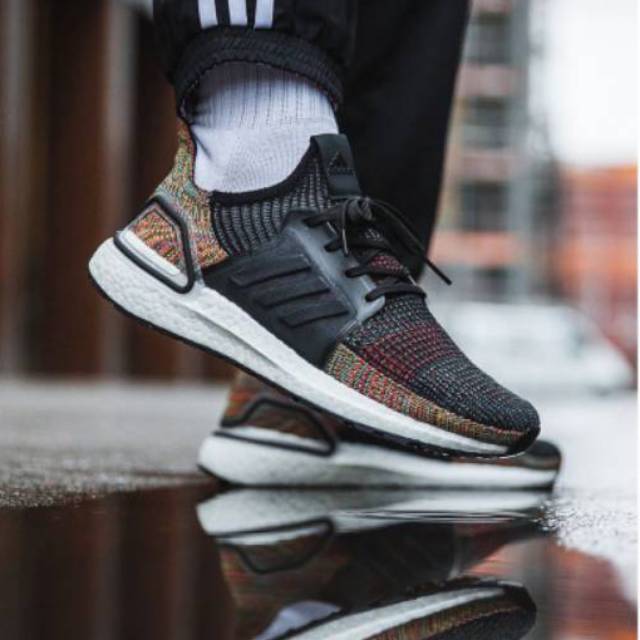ultra boost 19 black multicolor