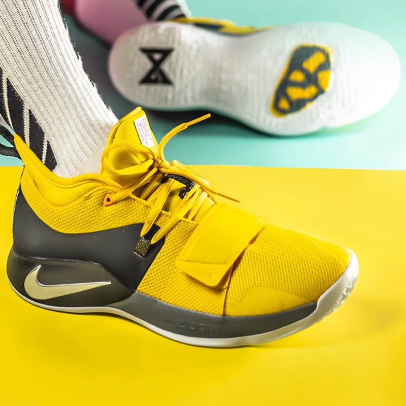 paul george yellow nike shoes