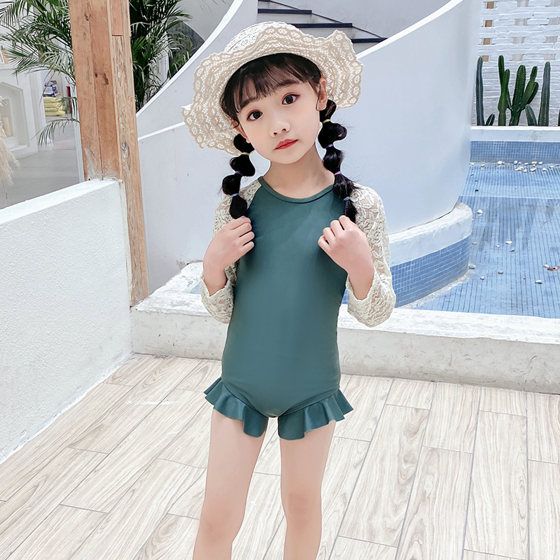 Student Small Girls and Teen Girls Little One Piece Swimsuit Girl ...