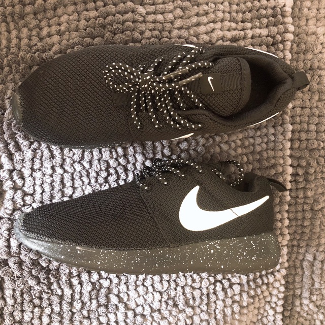 nike roshe one prem plus