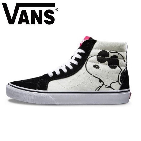 vans snoopy