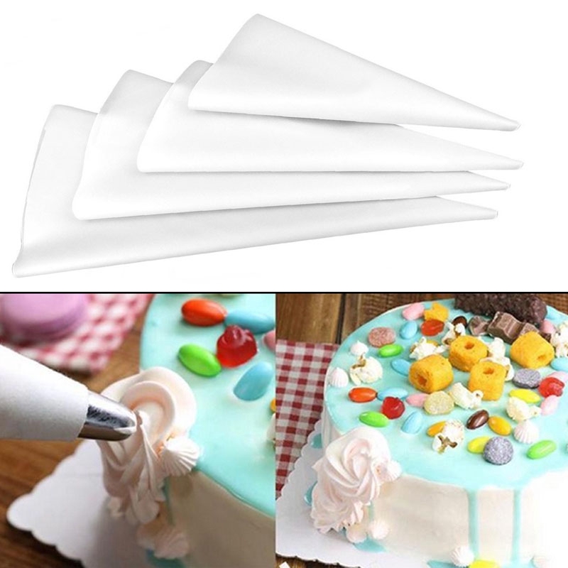 piping bag cake decorating