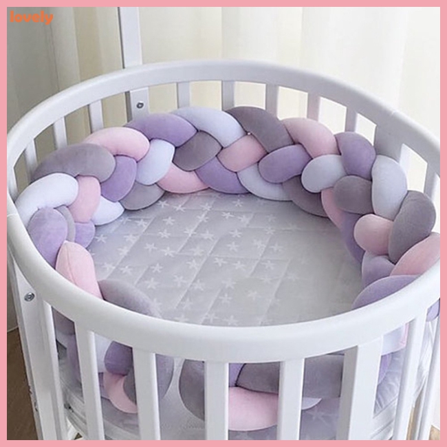 baby crib decor