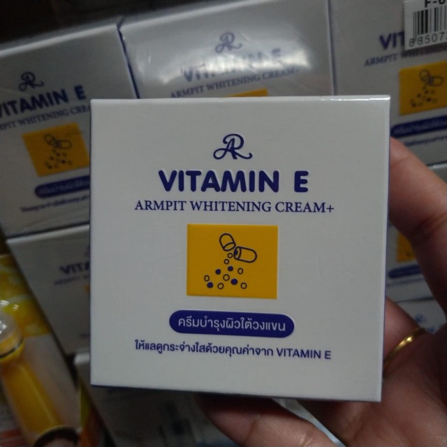 vitamin e armpit whitening cream