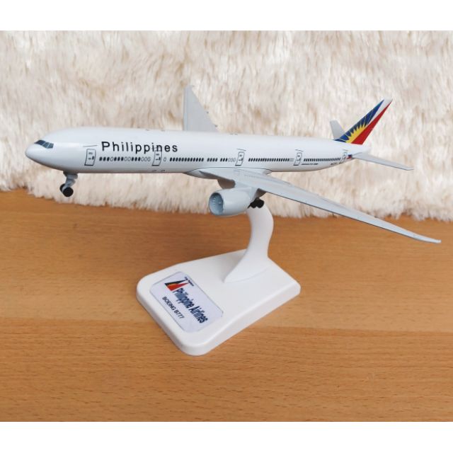 diecast airplane