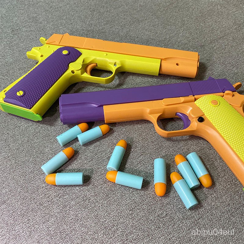 Children's Soft Bullet Gun Can Launch Sponge Bullet to Grab Toy Gun