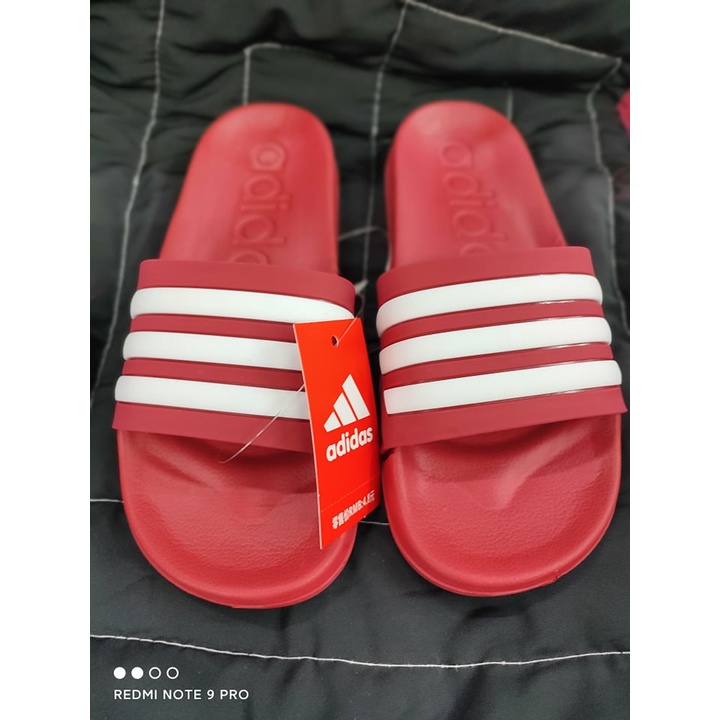 adidas slippers red colour