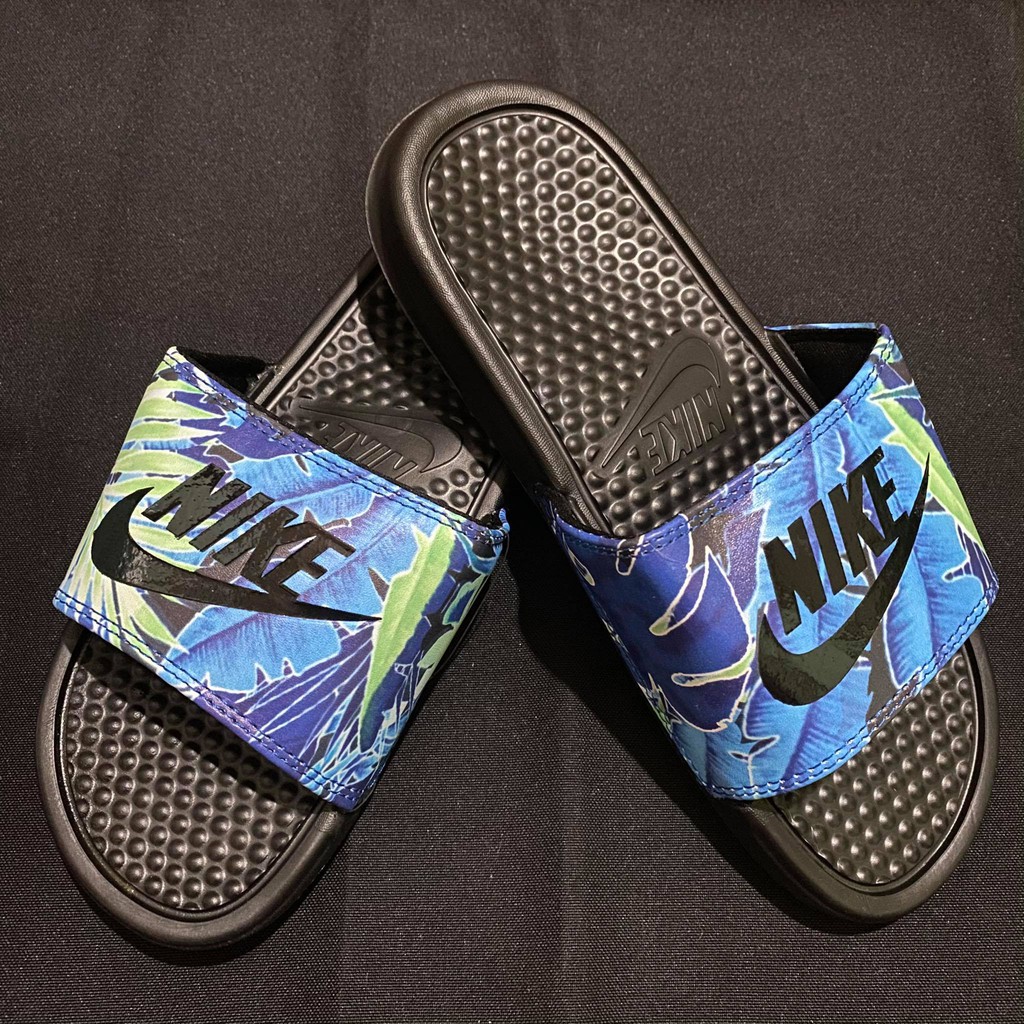 nike benassi floral slides