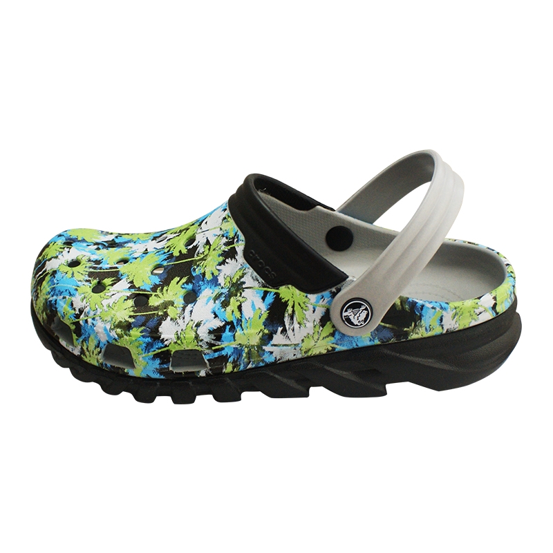 crocs beach shoes
