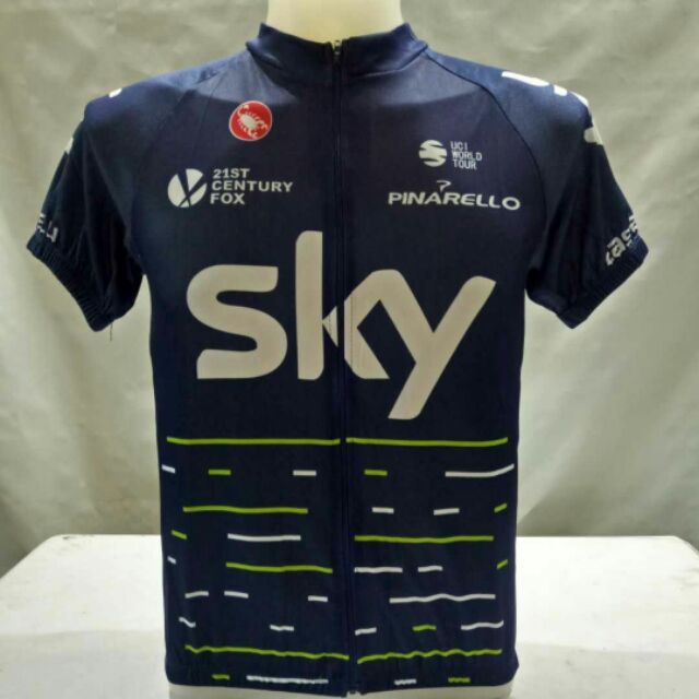 sky cycling top