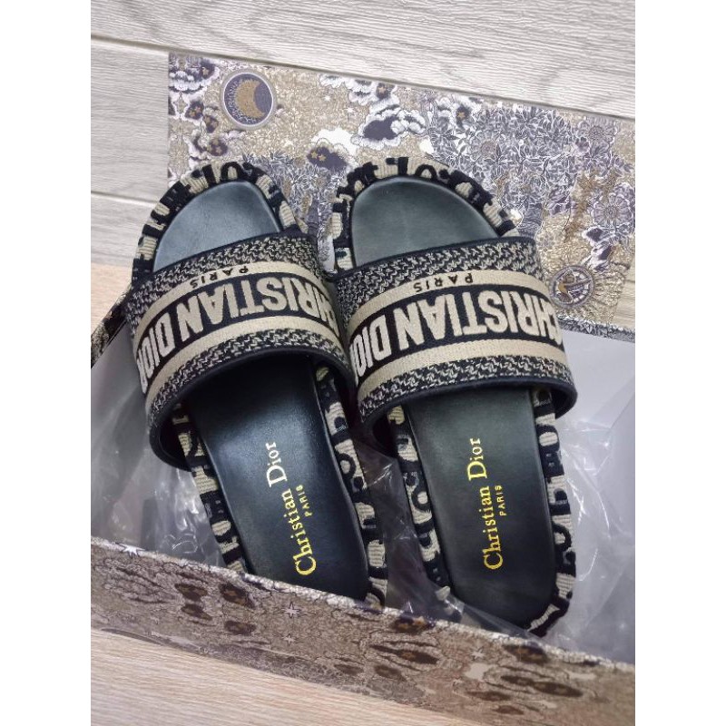 dior platform slide