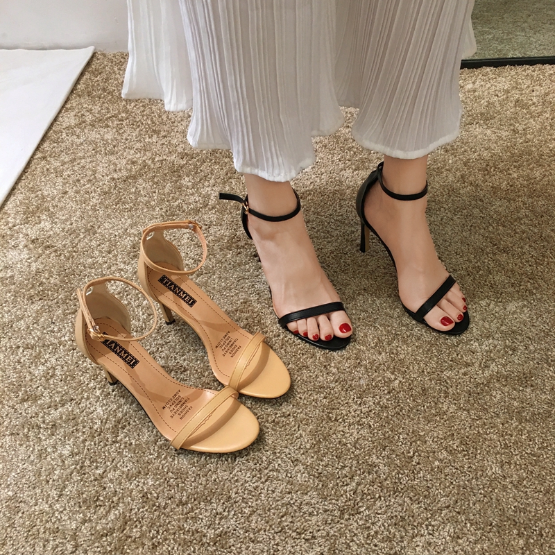 sexy shoes for wide feet